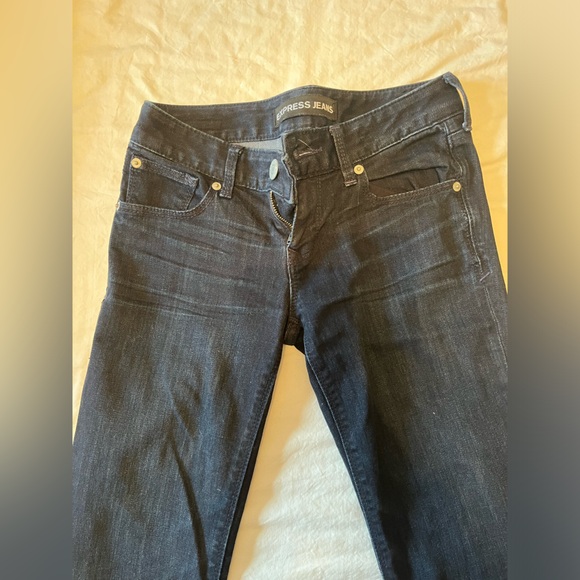 Express Jeans - Picture 2 of 5